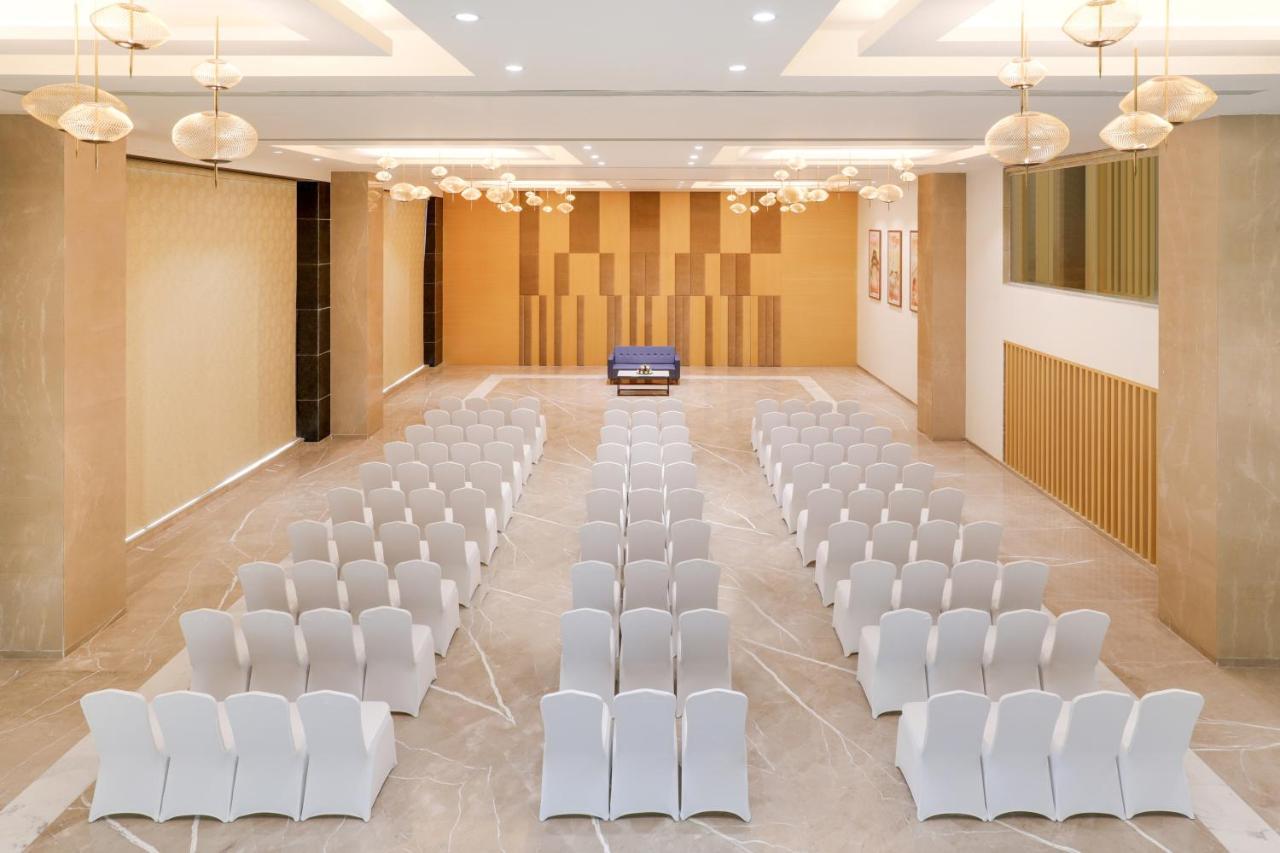 Lemon Tree Hotel Agra Shikohabad Extérieur photo