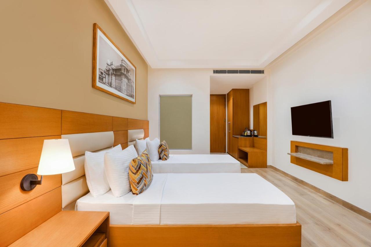 Lemon Tree Hotel Agra Shikohabad Extérieur photo