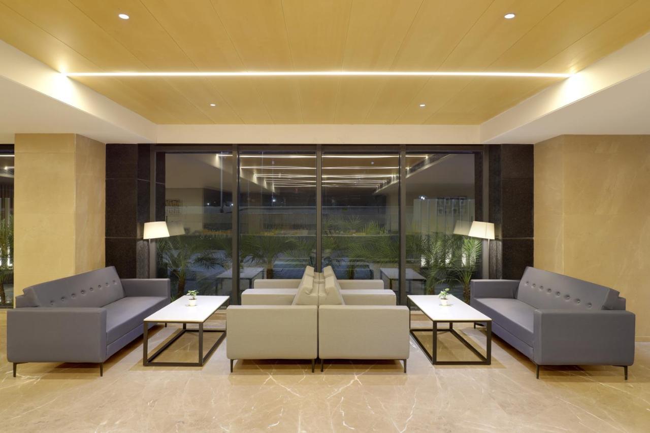 Lemon Tree Hotel Agra Shikohabad Extérieur photo