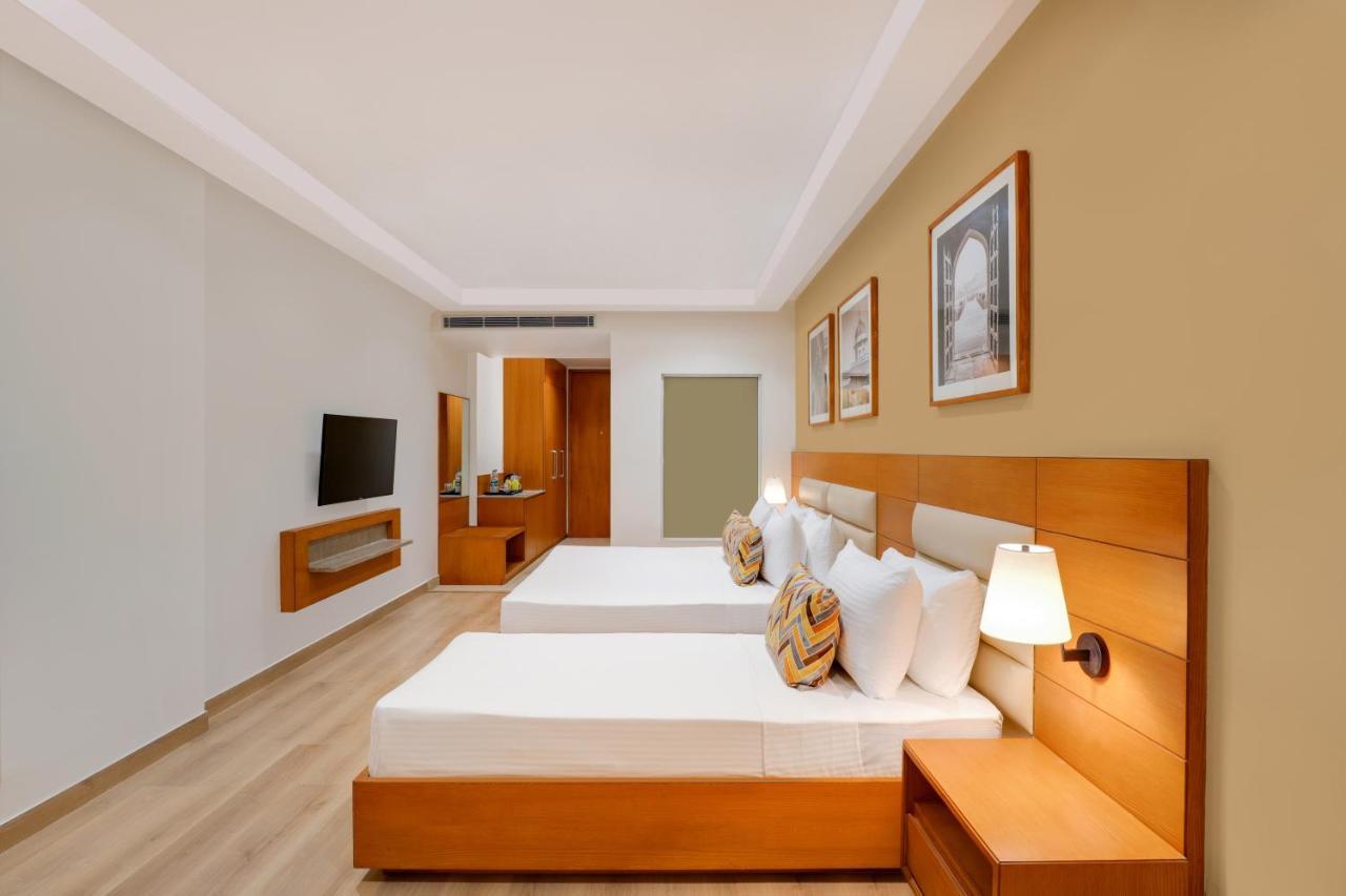 Lemon Tree Hotel Agra Shikohabad Extérieur photo