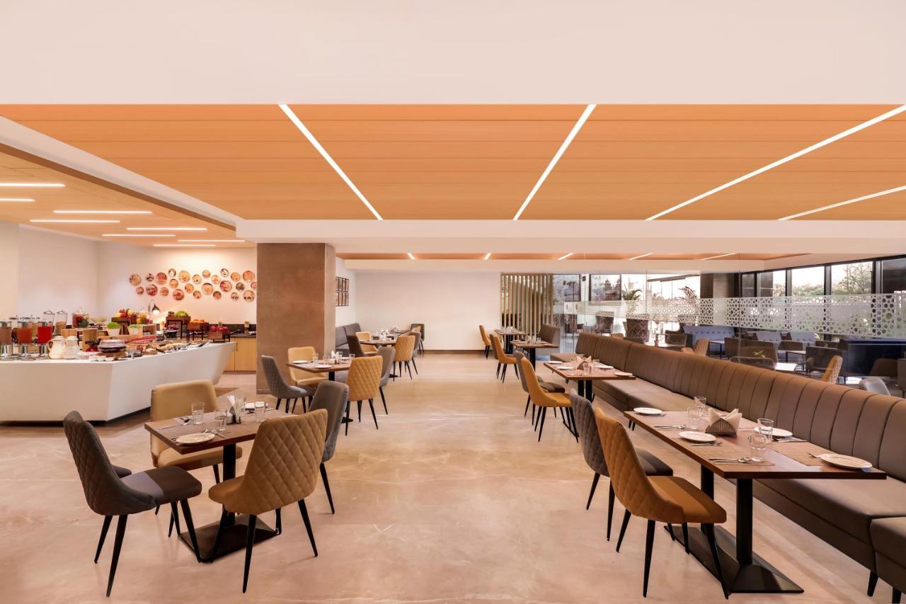 Lemon Tree Hotel Agra Shikohabad Extérieur photo