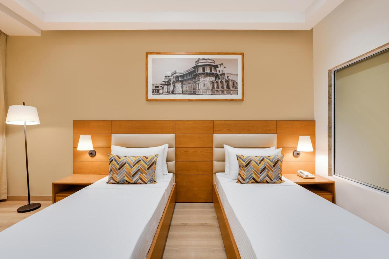 Lemon Tree Hotel Agra Shikohabad Extérieur photo